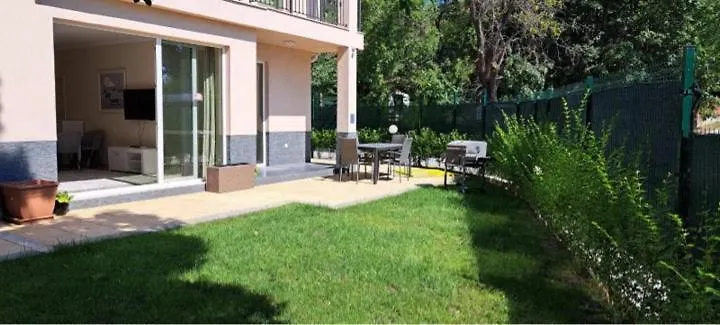 Garden Appartment Fichoza 3 - 80M From The Sea Varna Holiday home