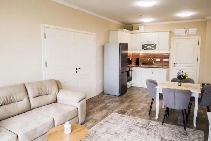 Garden Appartment Fichoza 3 - 80M From The Sea Varna 0*,