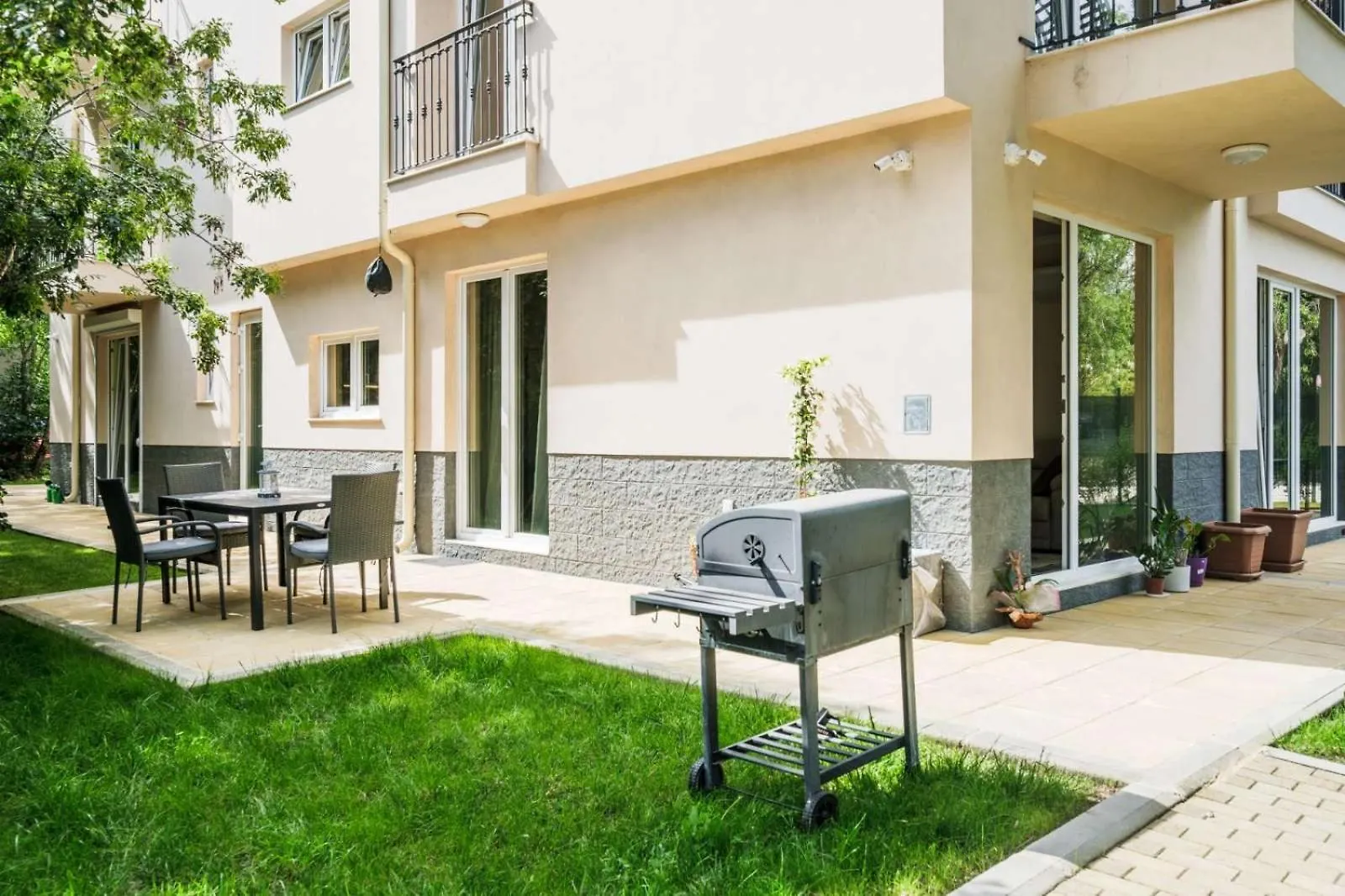 Garden Appartment Fichoza 3 - 80M From The Sea Varna 0*,  Bulgaria